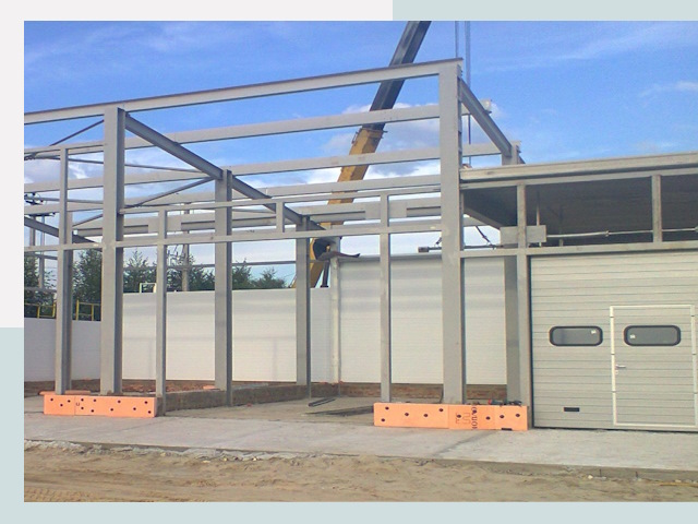 Строительство автосервисов от СтальСтрой-Птг по цене 616 руб.